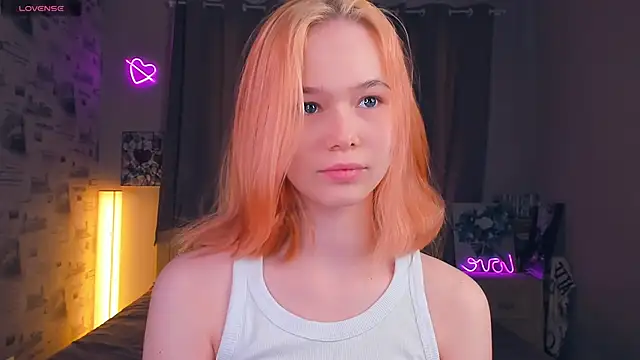 Snapshot of OwlLynn chatting on February 2026 08:16:02 AM OwlLynn online show from February 2026 08:16:02 AM