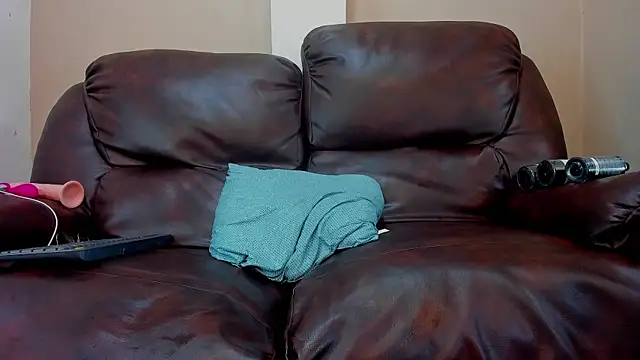 Salvattore Muller online show from April 2026 04:46:01 AM