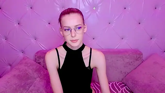 Snapshot of kittie_like18 chatting on March 2026 12:58:02 AM kittie like18 online show from March 2026 12:58:02 AM