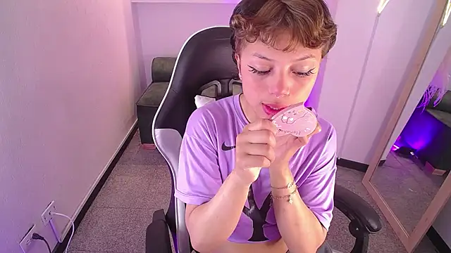 melodyy as online show from January 2026 12:32:02 PM