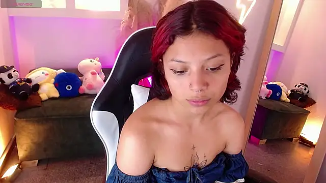 Snapshot of melodyy_as chatting on July 2026 01:17:02 PM melodyy as online show from July 2026 01:17:02 PM