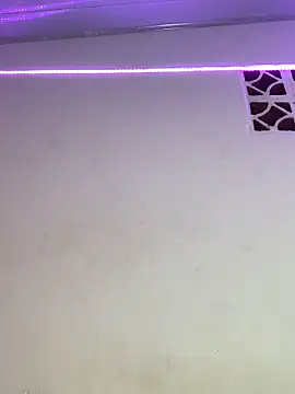 Snapshot of julietha_sexy chatting on April 2026 02:38:01 AM julietha sexy online show from April 2026 02:38:01 AM