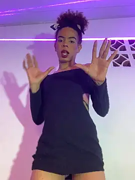 Snapshot of julietha_sexy chatting on April 2026 04:05:02 AM julietha sexy online show from April 2026 04:05:02 AM