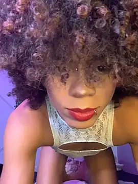 Snapshot of julietha_sexy chatting on April 2026 10:22:01 PM julietha sexy online show from April 2026 10:22:01 PM