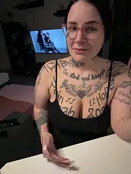 Snapshot of NyxTattoo chatting on March 2026 06:44:02 PM NyxTattoo online show from March 2026 06:44:02 PM