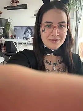 Snapshot of NyxTattoo chatting on April 2026 10:05:01 AM NyxTattoo online show from April 2026 10:05:01 AM