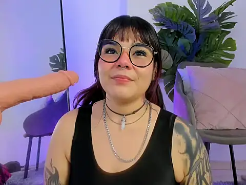 Dakota-bluu online show from February 2026 03:19:02 PM