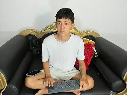 Snapshot of jisus_catt chatting on February 2026 12:08:02 PM jisus catt online show from February 2026 12:08:02 PM