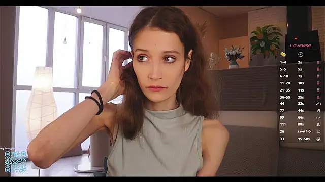 Snapshot of itsagainEmily chatting on April 2026 11:08:02 AM itsagainEmily online show from April 2026 11:08:02 AM