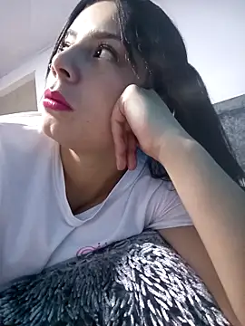 adhara montiel  online show from February 2026 01:57:02 AM