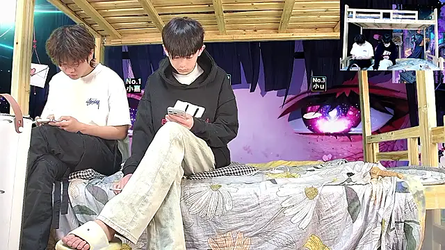 Snapshot of xiaohuangren01 chatting on March 2026 04:19:01 AM xiaohuangren01 online show from March 2026 04:19:01 AM