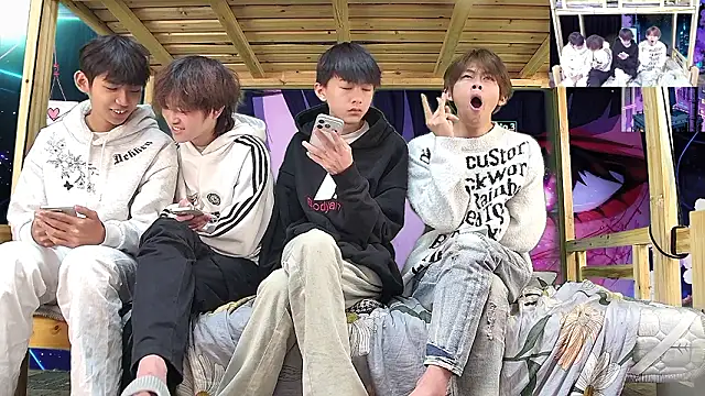 Snapshot of xiaohuangren01 chatting on March 2026 05:47:02 AM xiaohuangren01 online show from March 2026 05:47:02 AM