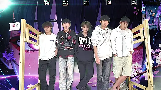 Snapshot of xiaohuangren01 chatting on March 2026 11:19:01 PM xiaohuangren01 online show from March 2026 11:19:01 PM