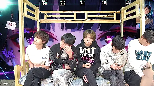 Snapshot of xiaohuangren01 chatting on March 2026 01:20:01 AM xiaohuangren01 online show from March 2026 01:20:01 AM