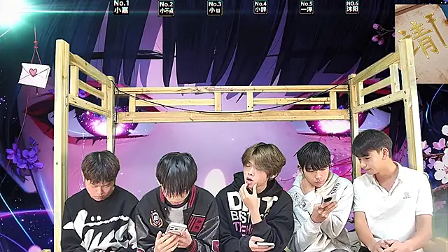 Snapshot of xiaohuangren01 chatting on March 2026 06:19:01 AM xiaohuangren01 online show from March 2026 06:19:01 AM