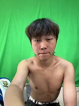 Snapshot of xiaohuangren01 chatting on April 2026 01:47:01 PM xiaohuangren01 online show from April 2026 01:47:01 PM