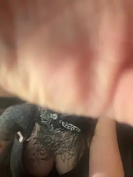 Snapshot of allymoon1369 chatting on April 2026 11:49:02 PM allymoon1369 online show from April 2026 11:49:02 PM