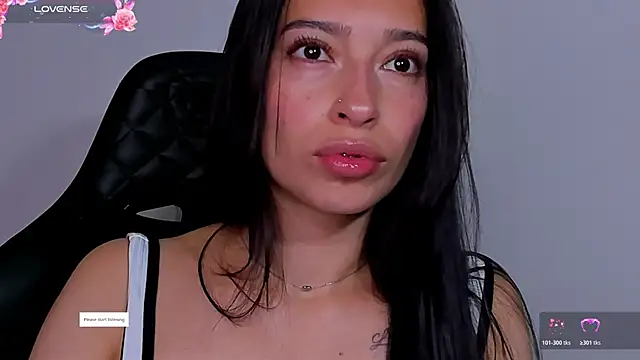 Snapshot of Noaah25_ chatting on June 2026 04:52:02 AM Noaah25 online show from June 2026 04:52:02 AM