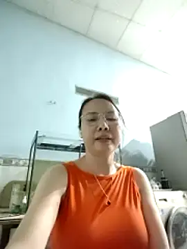 Snapshot of Famrita chatting on February 2026 12:10:01 PM Famrita online show from February 2026 12:10:01 PM