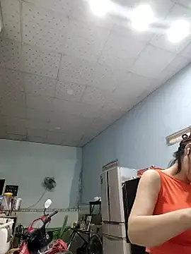 Snapshot of Famrita chatting on February 2026 02:32:01 AM Famrita online show from February 2026 02:32:01 AM