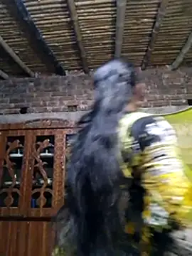 Hot Sweeti online show from April 2026 10:03:01 PM