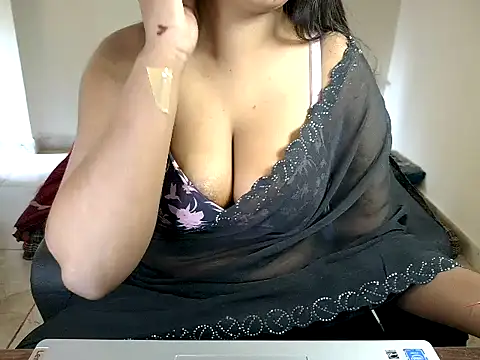 Snapshot of Its_Soniya69 chatting on May 2026 03:12:01 AM Its Soniya69 online show from May 2026 03:12:01 AM