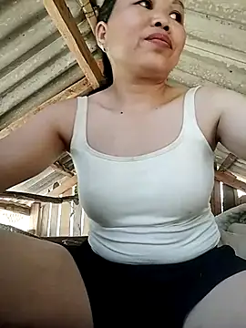 Snapshot of Sam-cute chatting on April 2026 05:12:02 AM Sam-cute online show from April 2026 05:12:02 AM