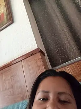 Snapshot of Daisy91 chatting on April 2026 02:45:02 PM Daisy91 online show from April 2026 02:45:02 PM