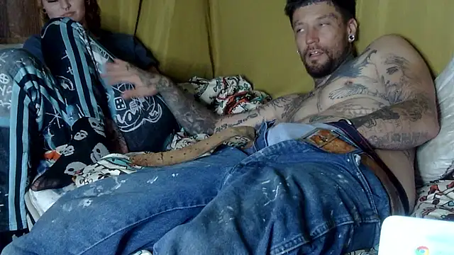 dreadredtedd online show from January 2026 06:28:02 AM