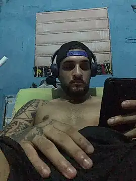 Snapshot of Wicy23 chatting on June 2026 04:04:02 AM Wicy23 online show from June 2026 04:04:02 AM