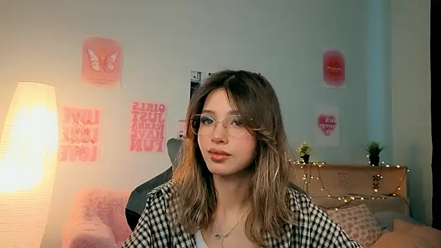 Snapshot of dinnerwithflowers chatting on March 2026 01:36:02 PM dinnerwithflowers online show from March 2026 01:36:02 PM