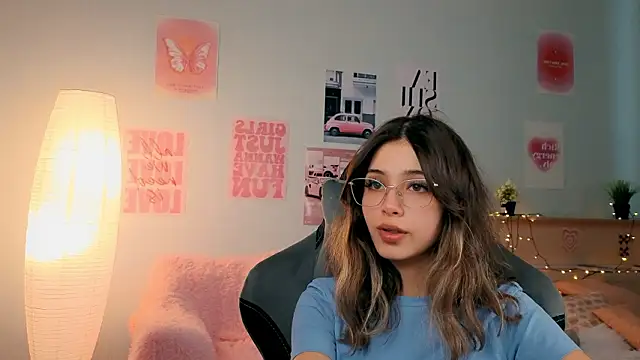 Snapshot of dinnerwithflowers chatting on March 2026 01:16:02 PM dinnerwithflowers online show from March 2026 01:16:02 PM