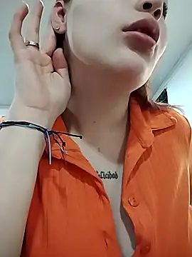 Crystaa12 online show from February 2026 12:53:02 PM