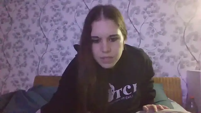 Snapshot of NyraLuna chatting on February 2026 09:24:01 PM NyraLuna online show from February 2026 09:24:01 PM