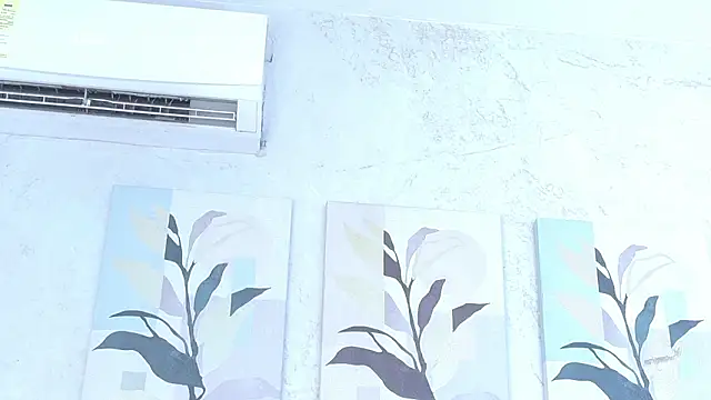 Snapshot of sofia_laverde chatting on March 2026 06:52:01 PM sofia laverde online show from March 2026 06:52:01 PM