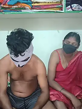 Snapshot of hotcopuleandsweet chatting on May 2026 05:43:01 PM hotcopuleandsweet online show from May 2026 05:43:01 PM