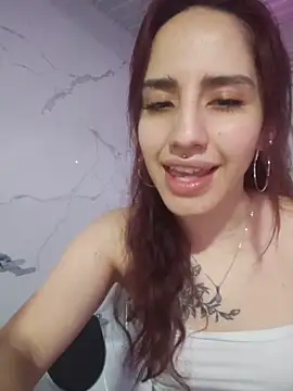 Snapshot of elodie_rouge chatting on April 2026 03:23:02 AM elodie rouge online show from April 2026 03:23:02 AM