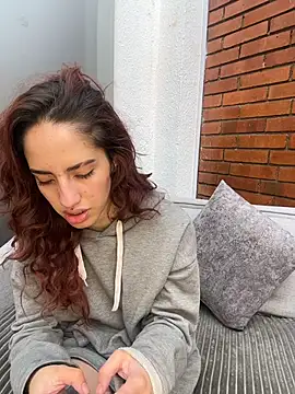 Snapshot of elodie_rouge chatting on July 2026 12:31:01 PM elodie rouge online show from July 2026 12:31:01 PM