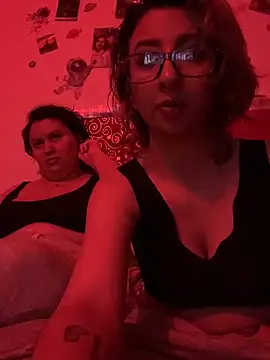 RavenEllieUniverse online show from February 2026 05:17:01 AM