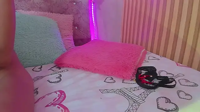 Snapshot of lovely__kiss__ chatting on March 2026 06:12:01 PM lovely kiss online show from March 2026 06:12:01 PM