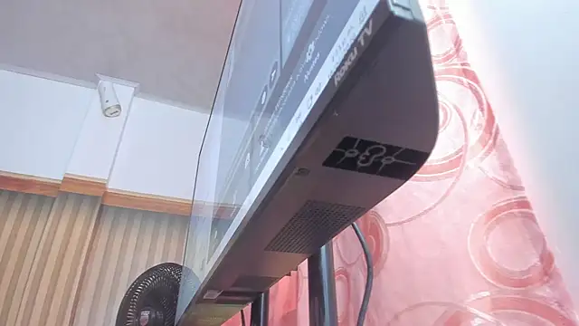 Snapshot of lovely__kiss__ chatting on April 2026 06:12:01 PM lovely kiss online show from April 2026 06:12:01 PM