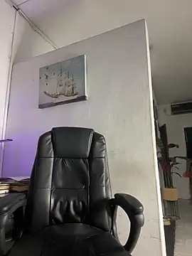 Snapshot of CarolinaRaven chatting on March 2026 03:55:02 AM CarolinaRaven online show from March 2026 03:55:02 AM