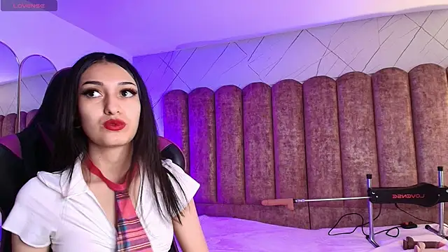 ShadowLune online show from March 2026 07:53:01 PM