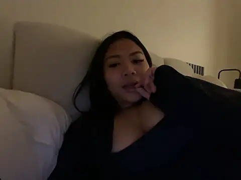 TitiTinyThai online show from April 2026 08:06:02 PM