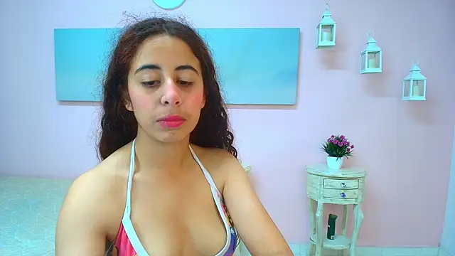 scarlett clyde online show from July 2026 12:44:01 PM