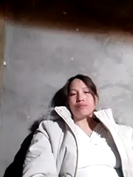 Gummiesu online show from February 2026 09:58:01 PM