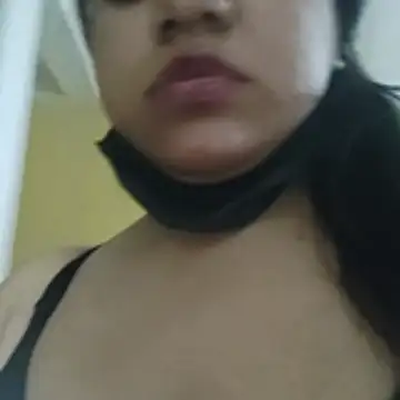 Snapshot of Shona_babu- chatting on April 2026 06:22:01 PM Shona babu- online show from April 2026 06:22:01 PM