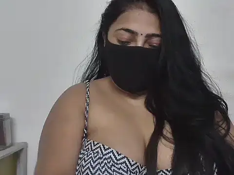 Snapshot of GaggingGirl_ chatting on March 2026 01:37:01 PM GaggingGirl online show from March 2026 01:37:01 PM