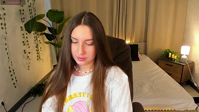 Celine Coello online show from March 2026 04:02:02 AM