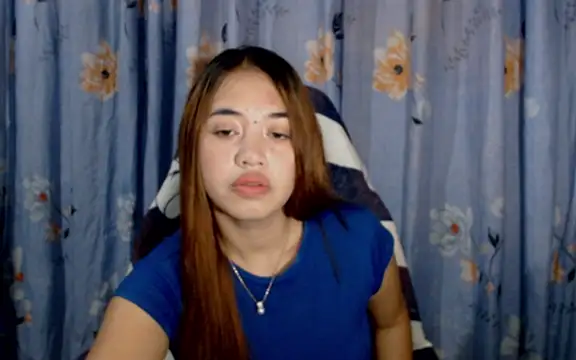 pinay mayahiga online show from April 2026 03:04:02 PM